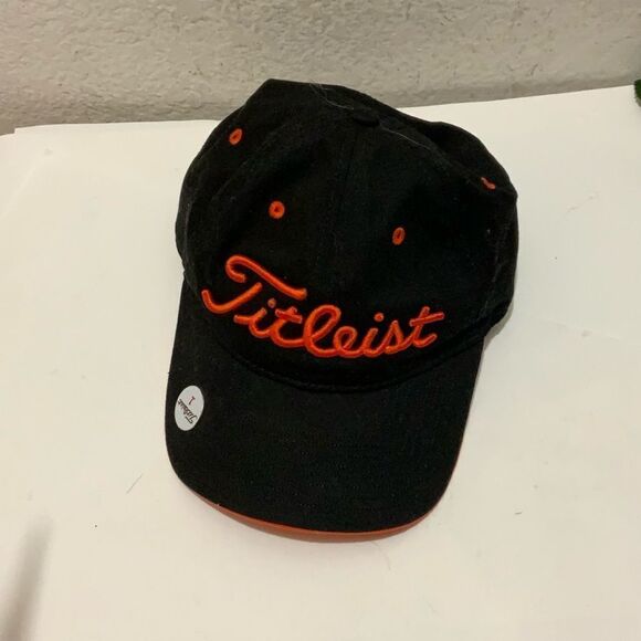 Titleist hat orange b,ack - Picture 6 of 13